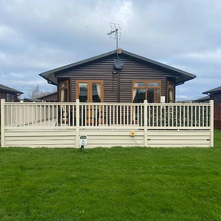 Saffron Lodge With Hot Tub مالتون المظهر الخارجي الصورة